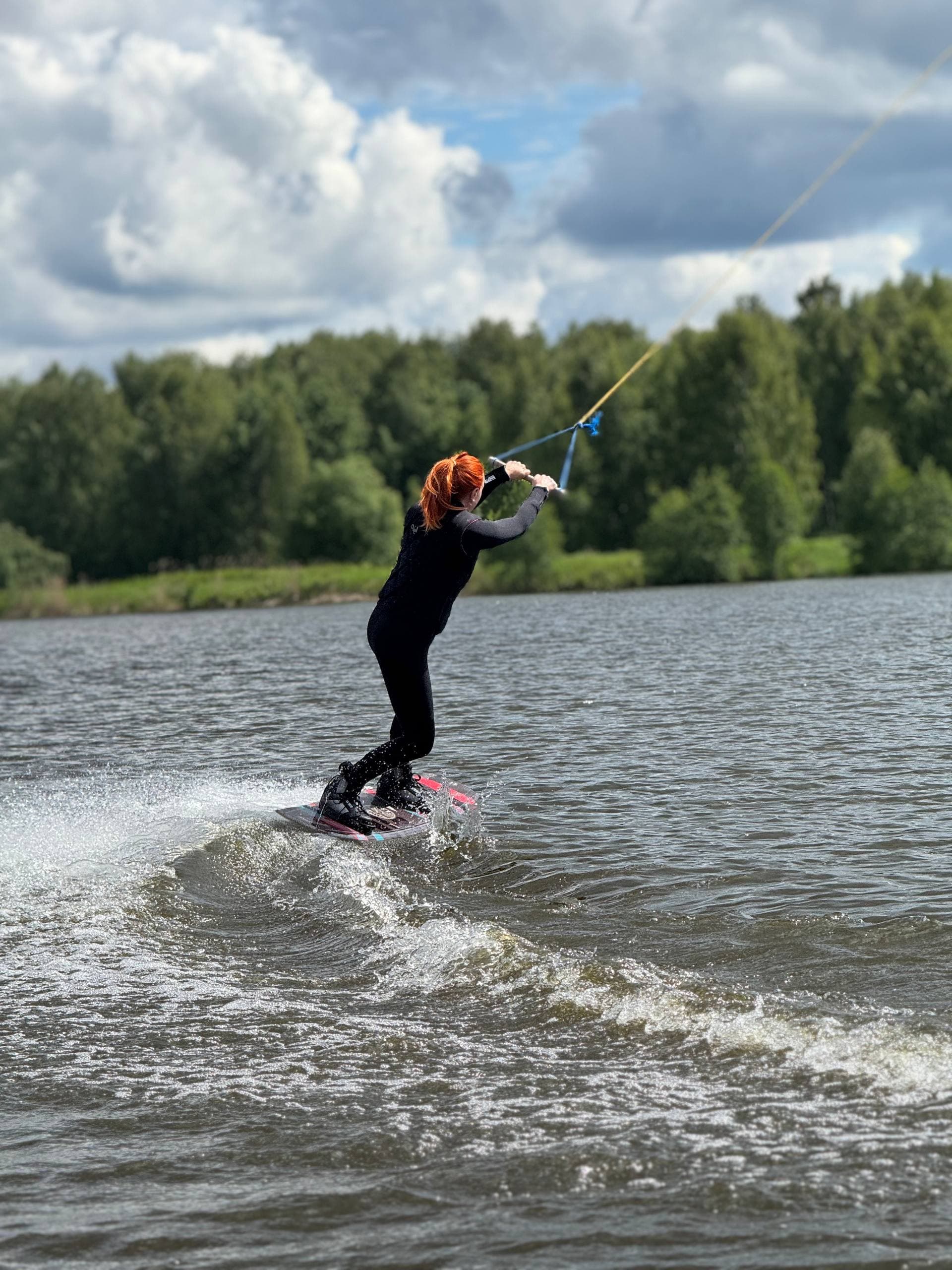Первый выход на воду с инструктором в Wake Park RIDE & VIBE